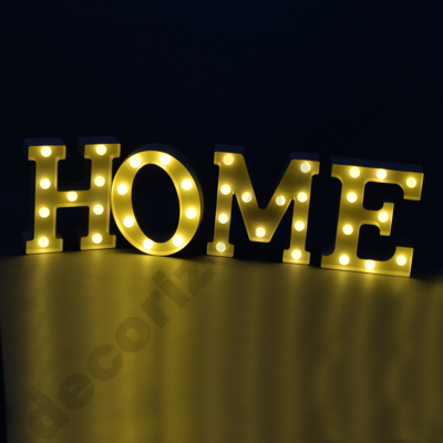 Слово "HOME" с подсветкой