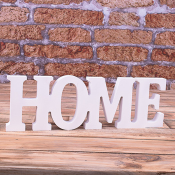 деревянное слово "home"