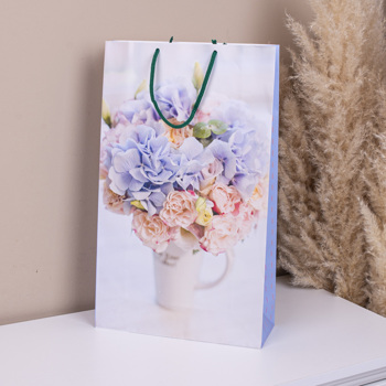 W3-101 пакет 25 * 40 * 9 гортензии с розами в вазе