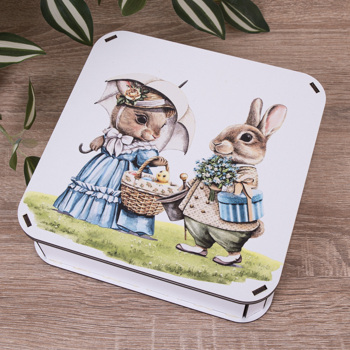 Коробка квадратная 19,5 см с кроликами.