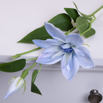 искусственный клематис одинарный нежно-голубой (powder blue)