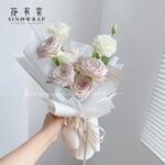 Флизелин однотонный листовой белый 50*50 (40шт)