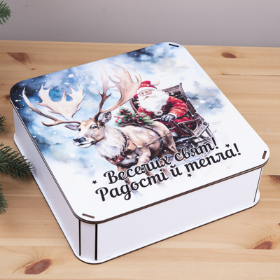 Коробка квадратна 27см - з сантою