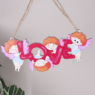 Подвеска LOVE с ангелочками