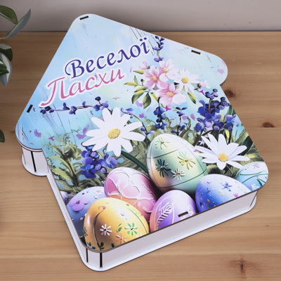 Коробка - хатка размер М с яйцами