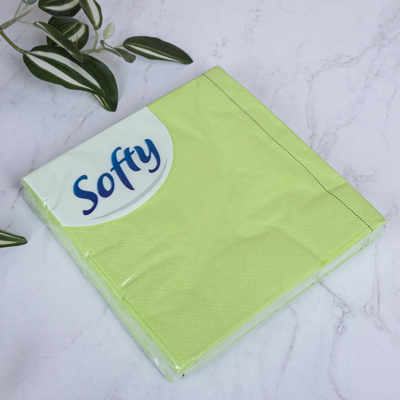Серветки тришарові салатові Softy 18 шт Серветки тришарові салатові Softy 18 шт