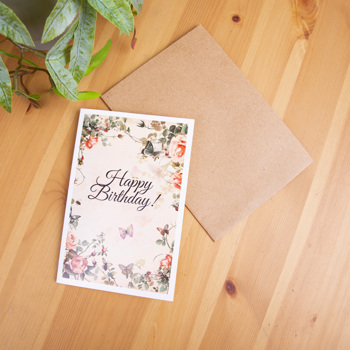 открытка с конвертом "happy birthday" цветы