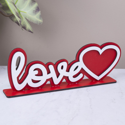 Статуэтка LOVE красная с сердцем