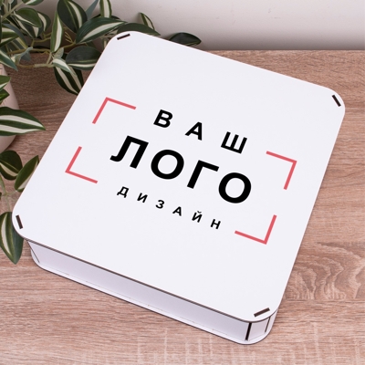 Коробка квадратна 27 см 