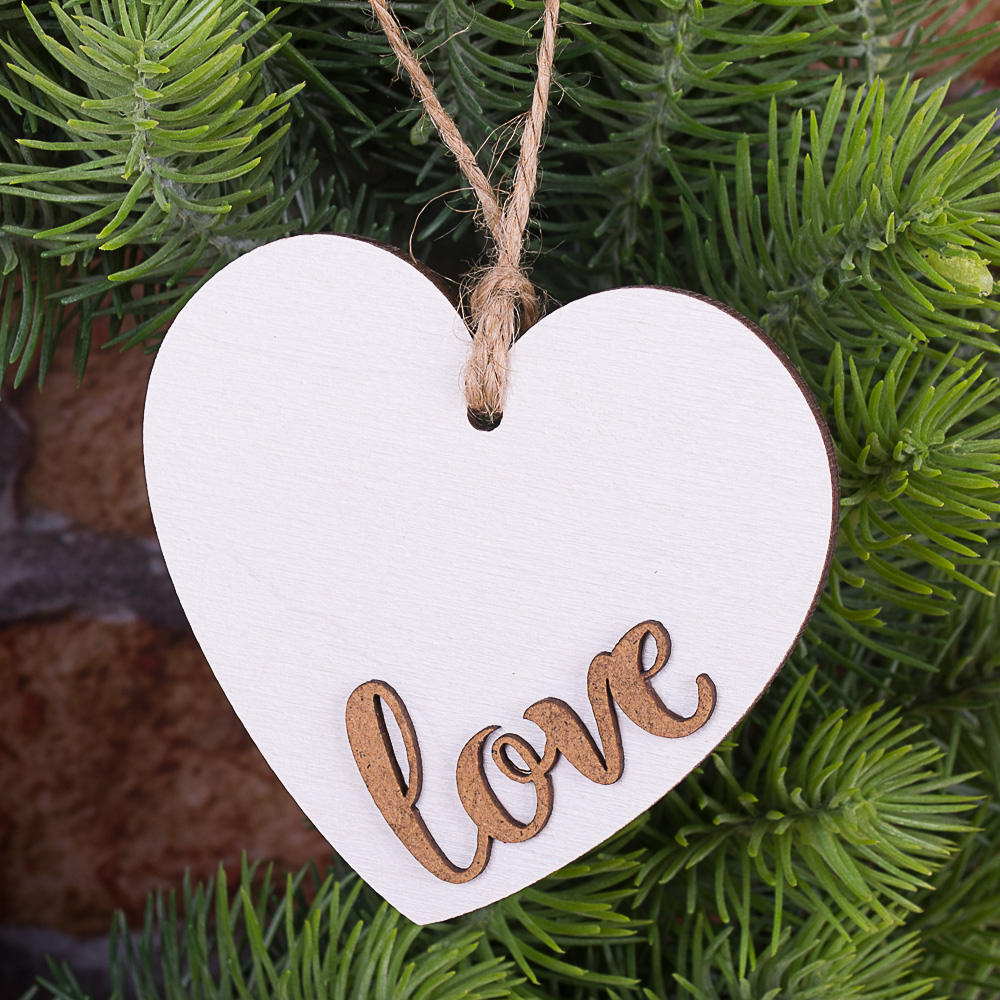 сердце подвесное с коричневым Love
