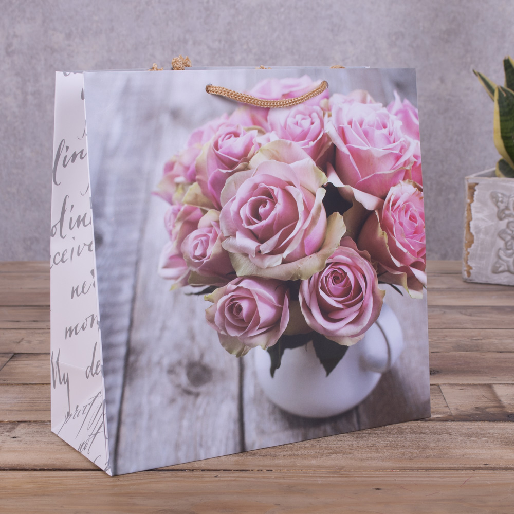 W1-204 пакет 23*23*10  "розы"