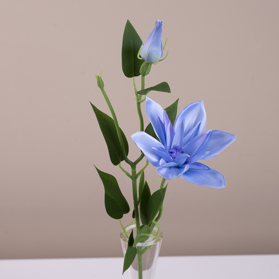 искусственный клематис одинарный голубой (LT blue)