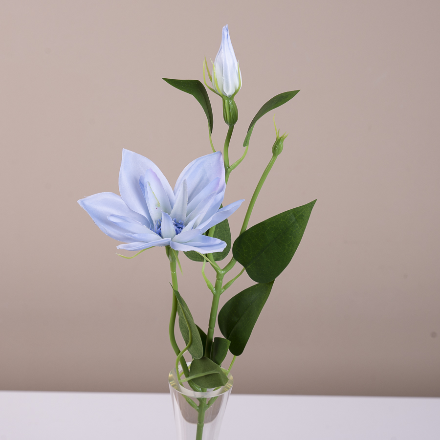 искусственный клематис одинарный нежно-голубой (powder blue)
