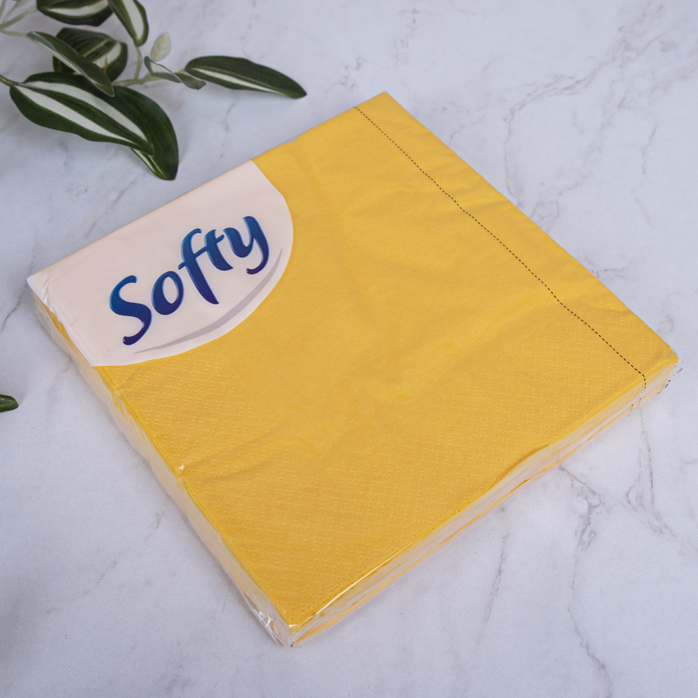 Трехслойные оранжевые салфетки Softy 18 шт