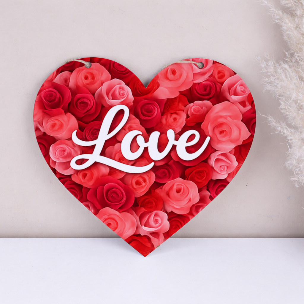 подвеска сердце 27см красное с цветами LOVE